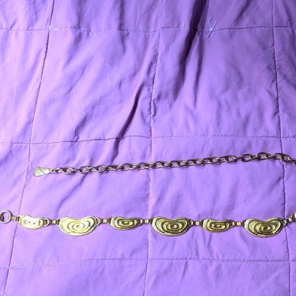 Vintage Gold Chain Belt - Picture 2 of 2